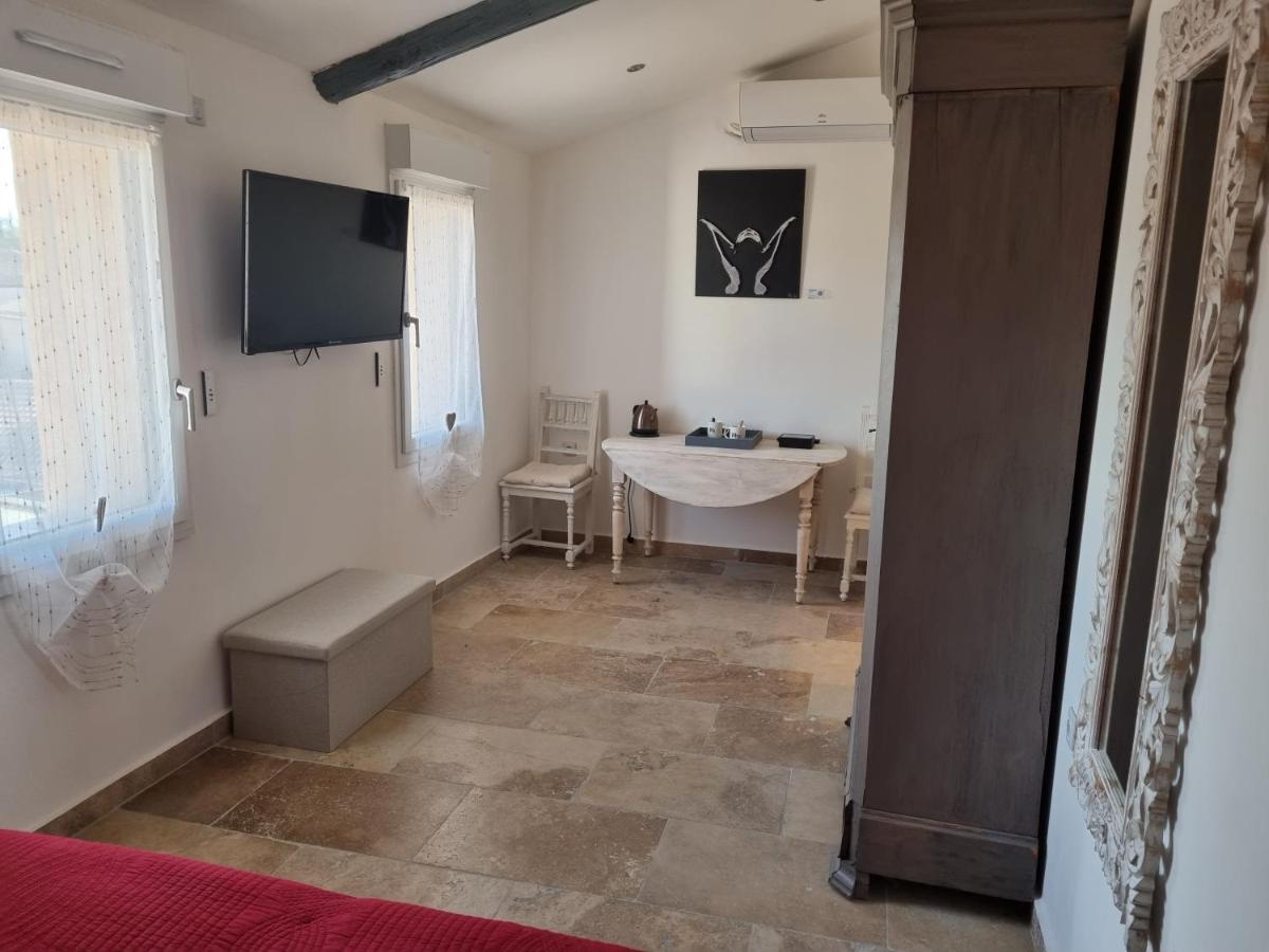 La Bastide Acomodação com café da manhã Bédarrides Exterior foto