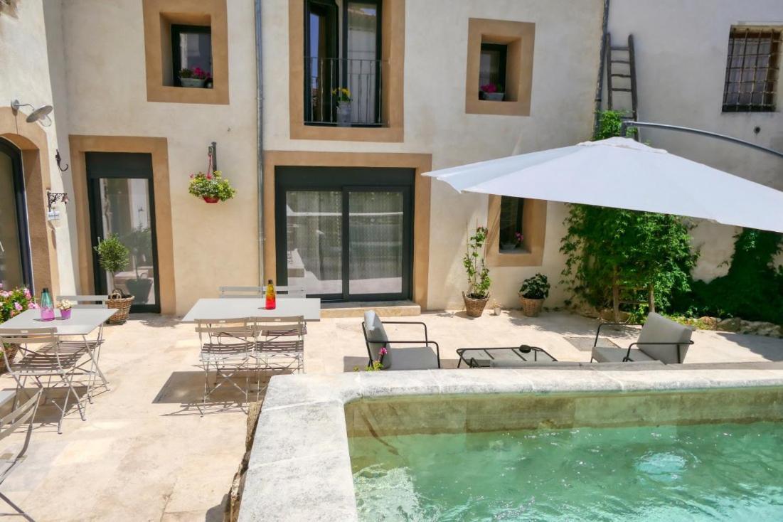 La Bastide Acomodação com café da manhã Bédarrides Exterior foto