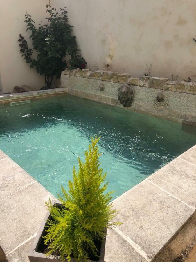 La Bastide Acomodação com café da manhã Bédarrides Exterior foto